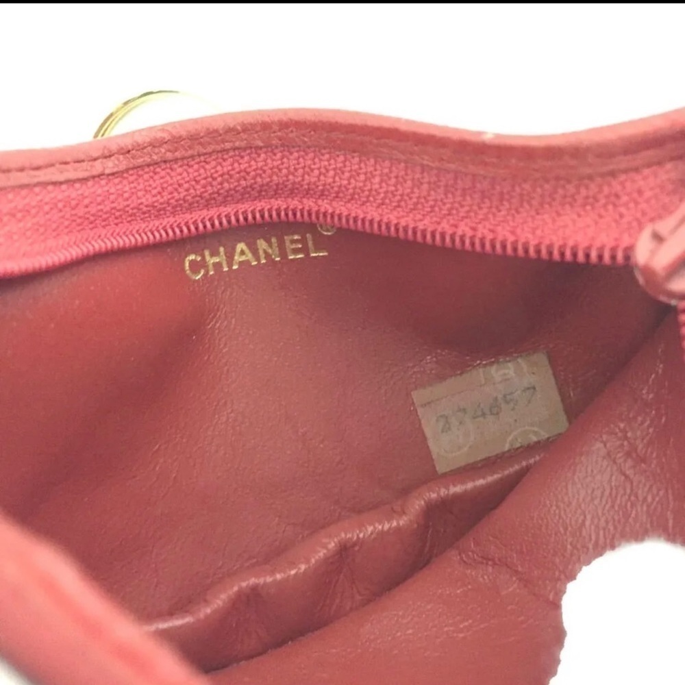 Chanel bicolore quilted matelasse lambskin purse key case - Picture 7 of 16